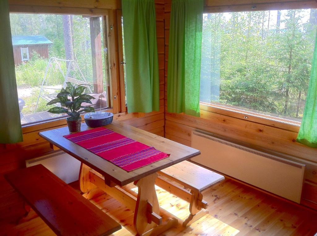 Kokonvaara图玛尼米小屋旅馆别墅 客房 照片