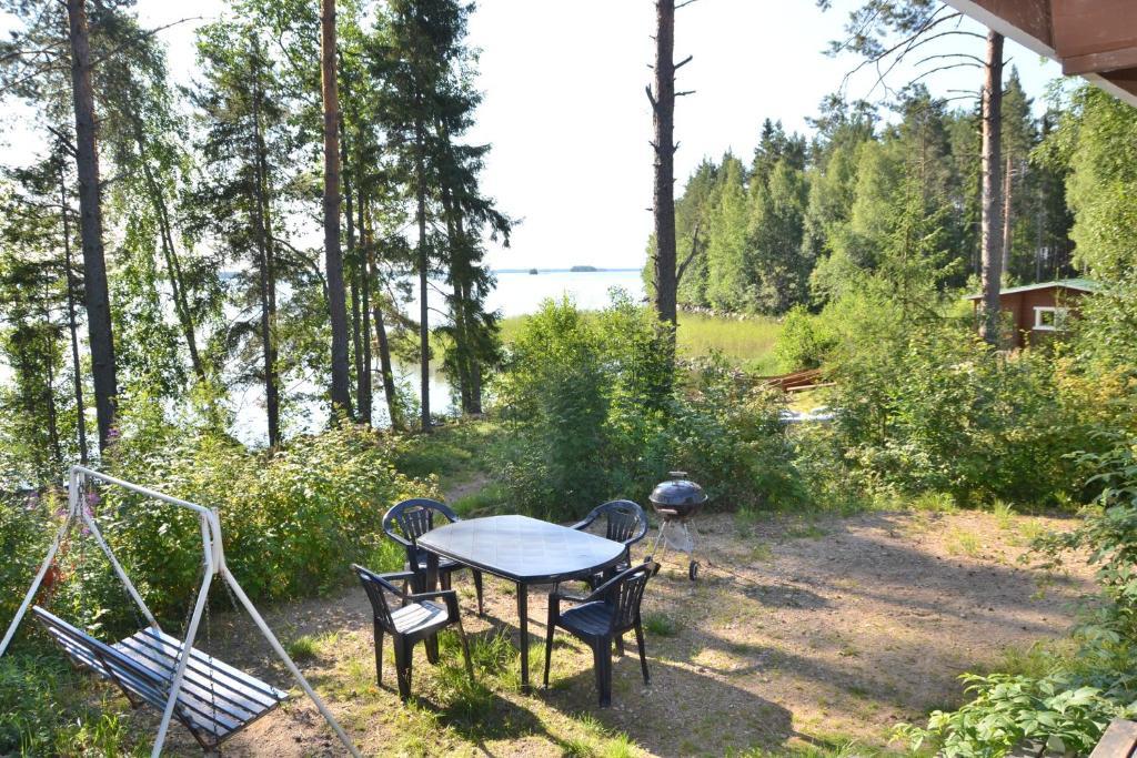 Kokonvaara图玛尼米小屋旅馆别墅 客房 照片